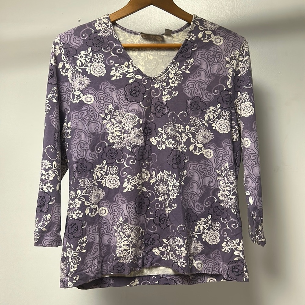 Croft & Barrow Purple Floral 3/4 Sleeve Tee V-neck